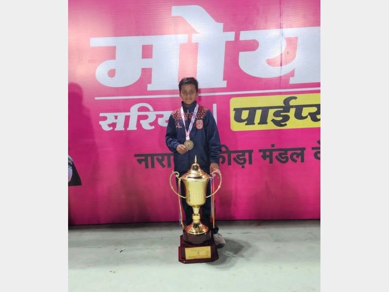 Our Maharashtra state organised SOFT TENNIS under 14 boys team got first rank in National level Tournament. The tournament is organized by school education department of  Devas, [M.P.]. our school's student Tanuj Sancheti 6th Vivekananda is a part of that team.