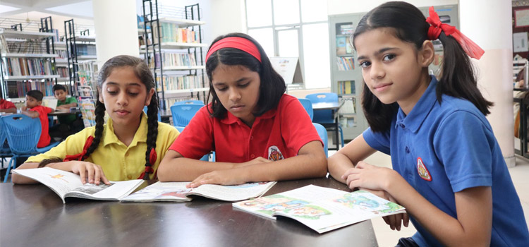 kle school solapur library