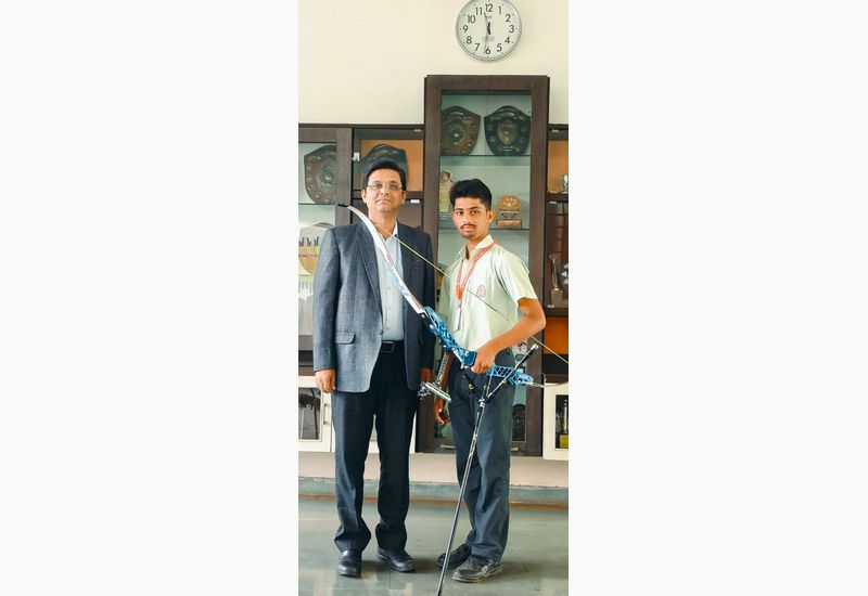 Swaraj Lokare got 1st place in DSO Inter School under 17 Archery Tournament.